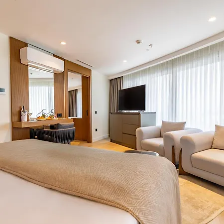 Beks Premium & 5* Kuşadası