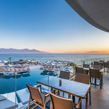 Beks Premium & 5* Kuşadası